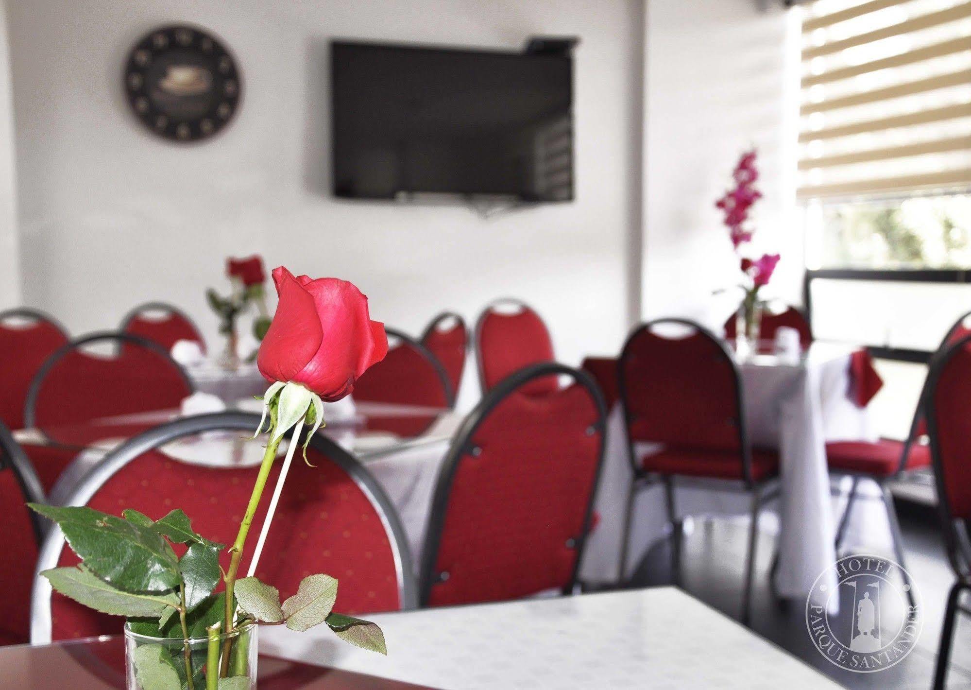 Hotel Parque Santander Tunja Zewnętrze zdjęcie