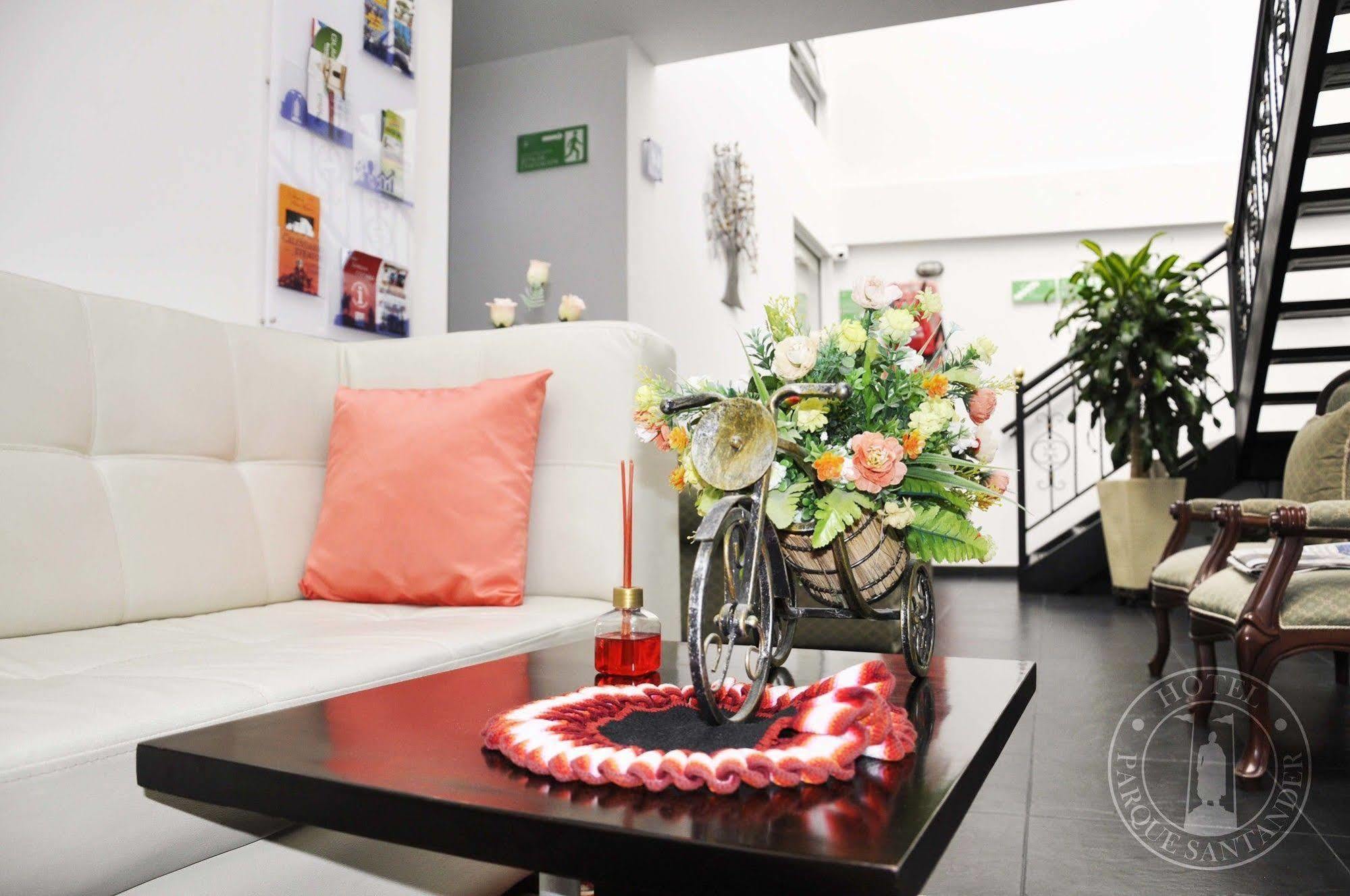 Hotel Parque Santander Tunja Zewnętrze zdjęcie